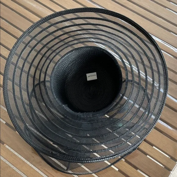 Vintage Elegant Black Wide-Brim Hat - Picture 4 of 8